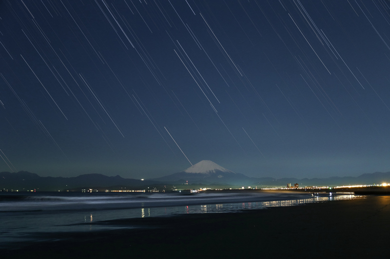 富士と星空～片瀬海岸にてB.jpg